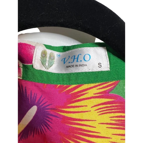 Tropical Shirt - Picture 2 of 3